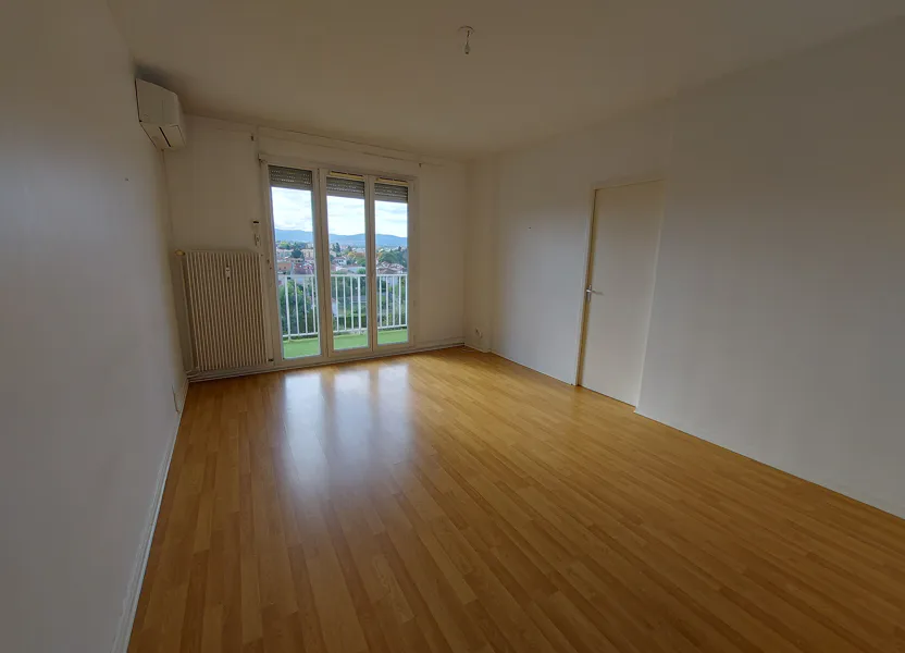 Flat Rue de l'Égalité in Villefranche-sur-Saône