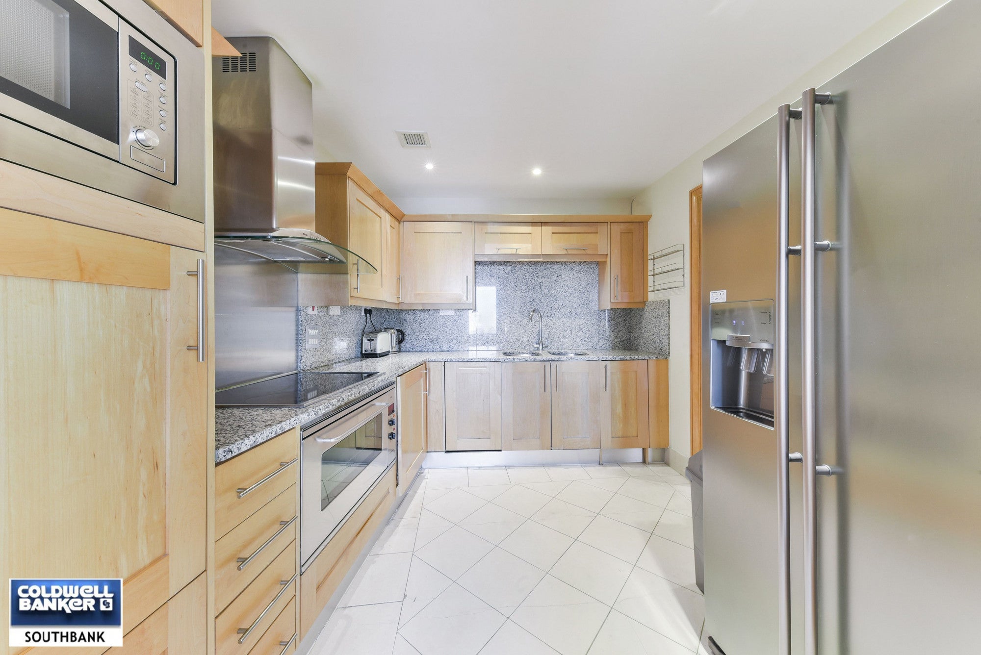 Flat Hatfields in Greater London