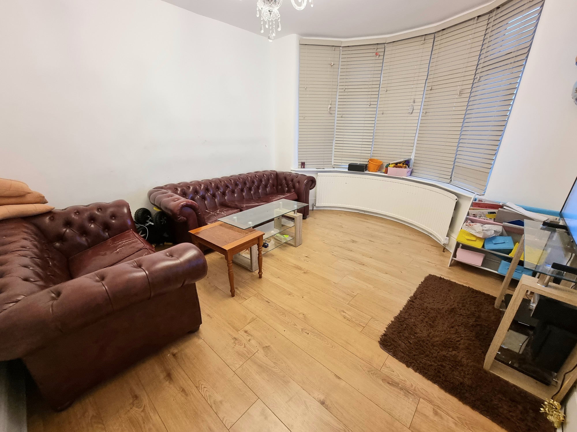 House Wilmington Gardens in Greater London