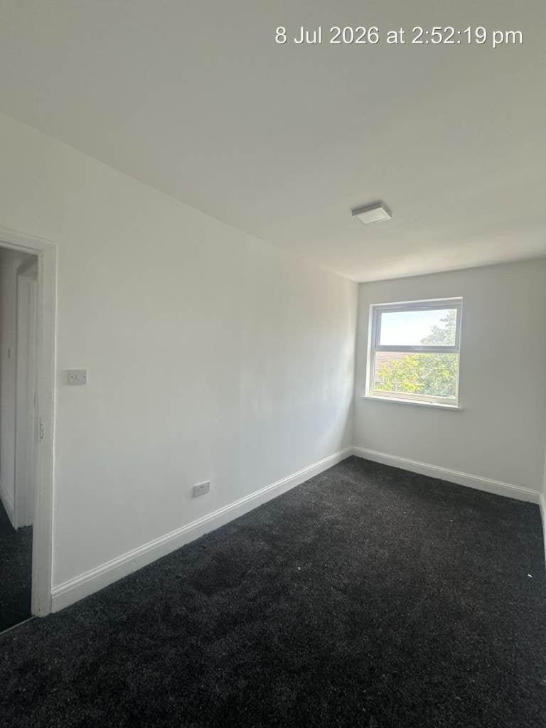 Flat Wood Lane in Greater London