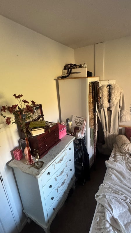 Room Barnfield Place in Greater London