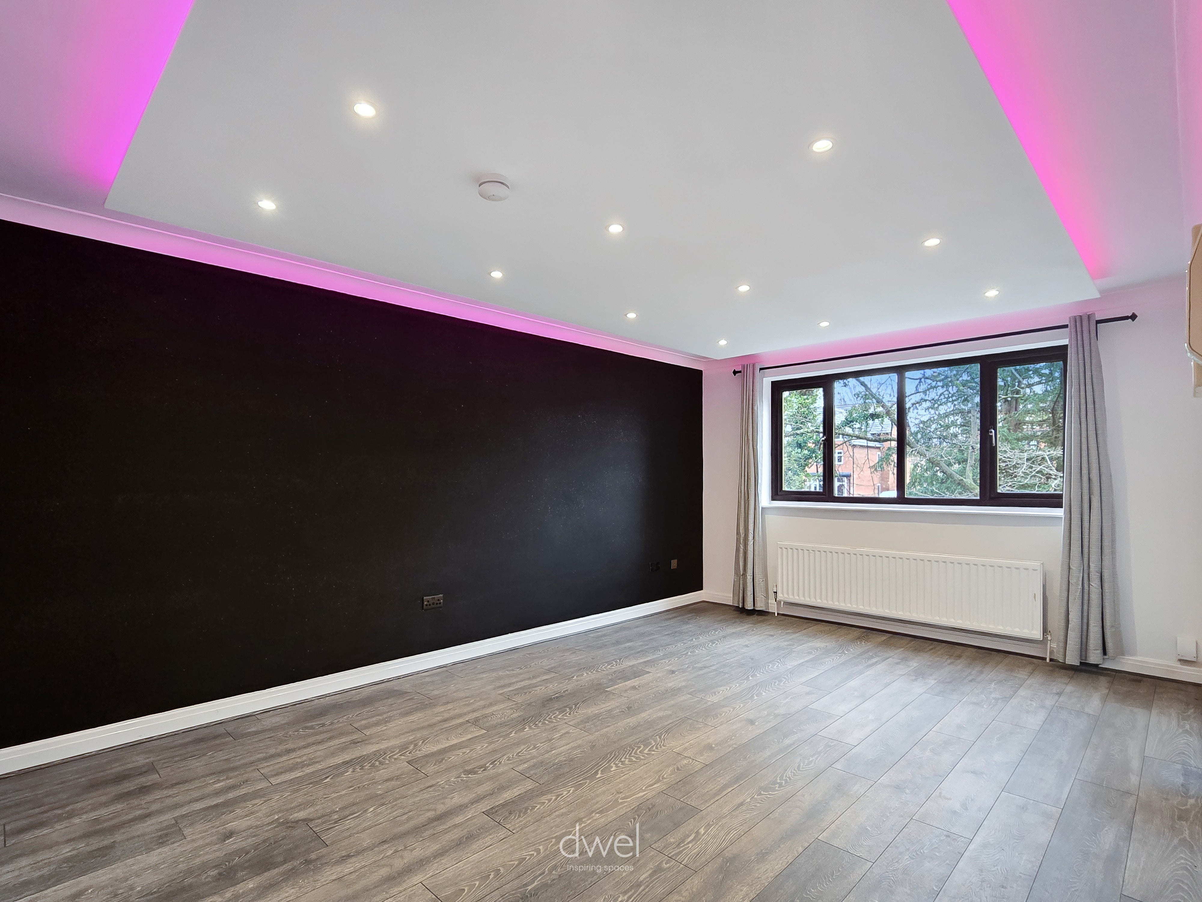 Flat Wilbraham Road in Manchester