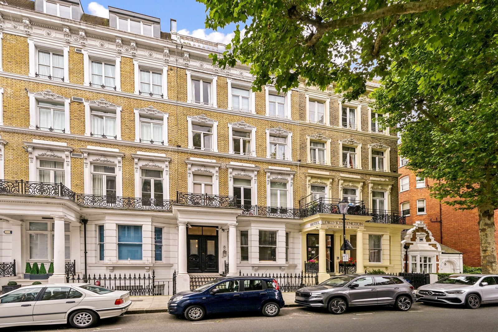 Flat Trebovir Road in Greater London