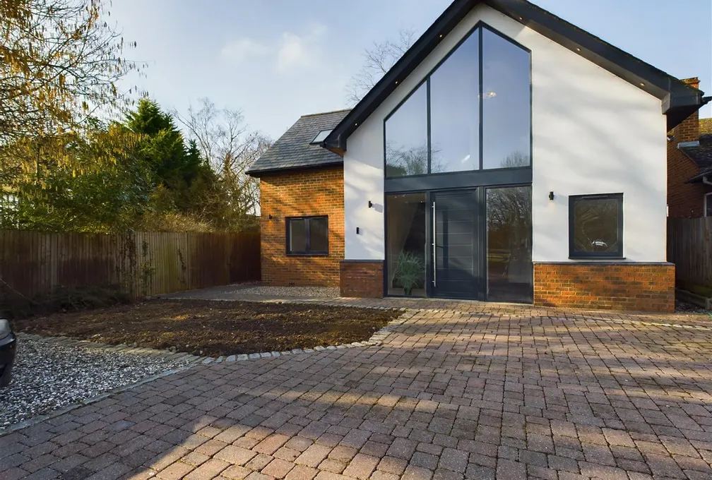 House Arlesey Road in Hitchin
