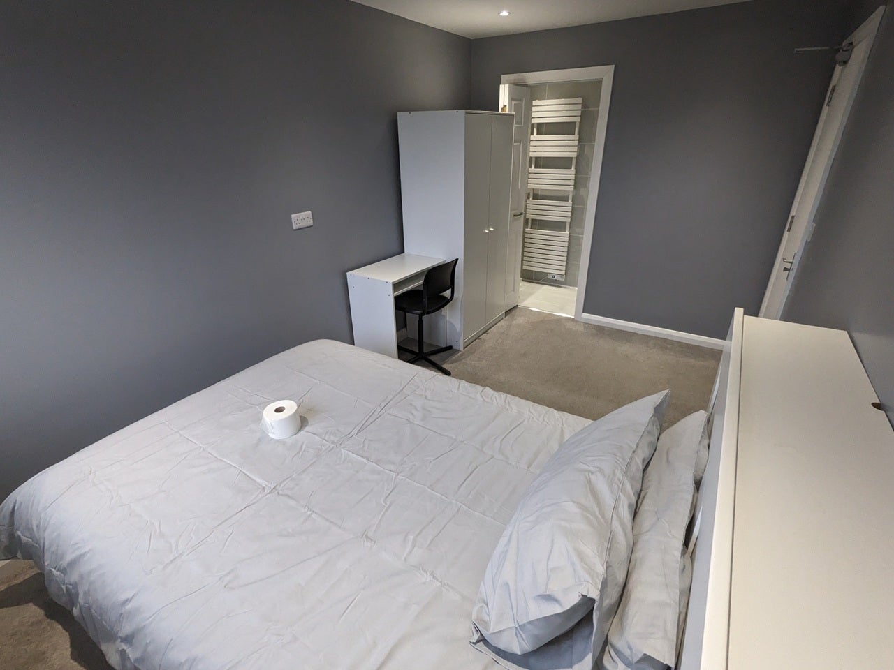 House Somerton Close in Bridgwater