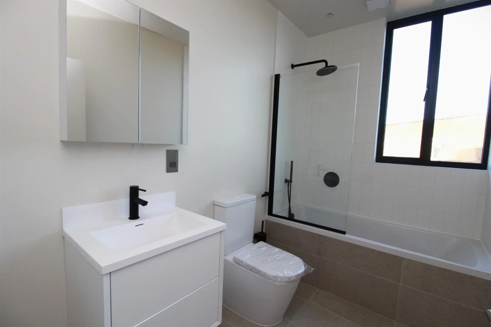 Flat Williams Grove in Greater London