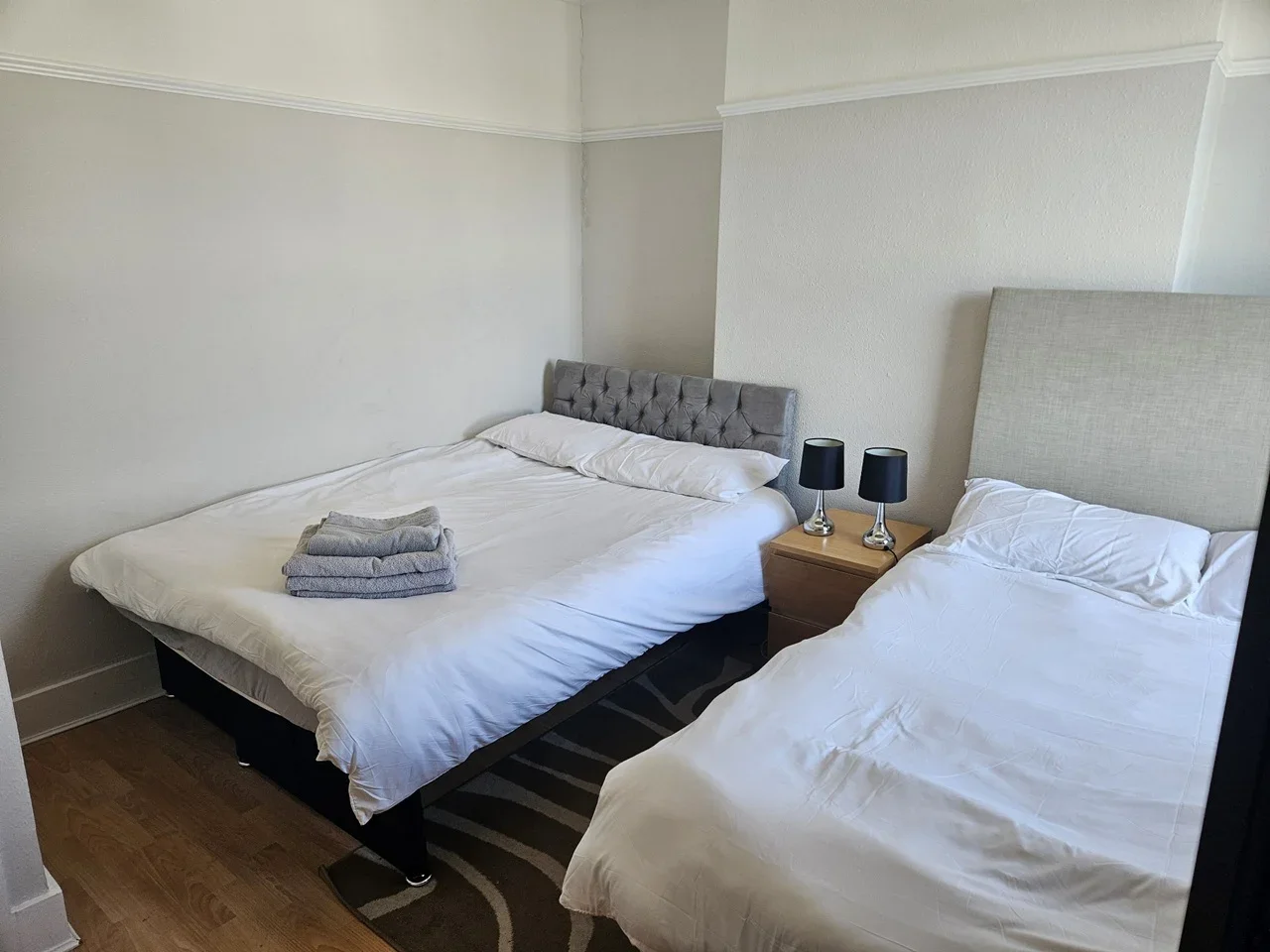 Flat Lower Addiscombe Road in Greater London