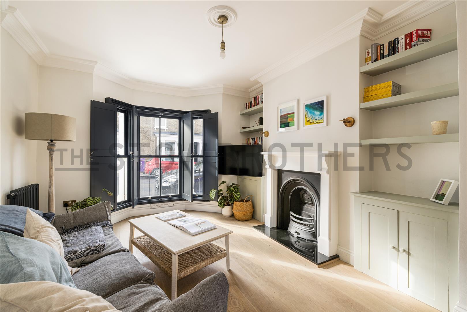 House Eric Street in Greater London