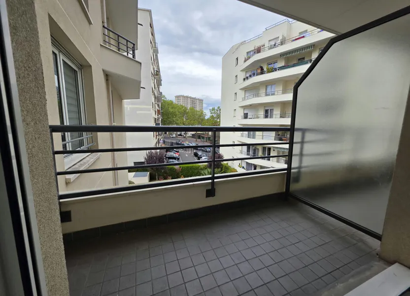 Room Avenue de Paris in Châtillon