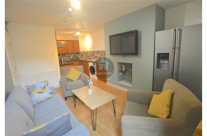 Flat Wolseley Gardens in Newcastle upon Tyne