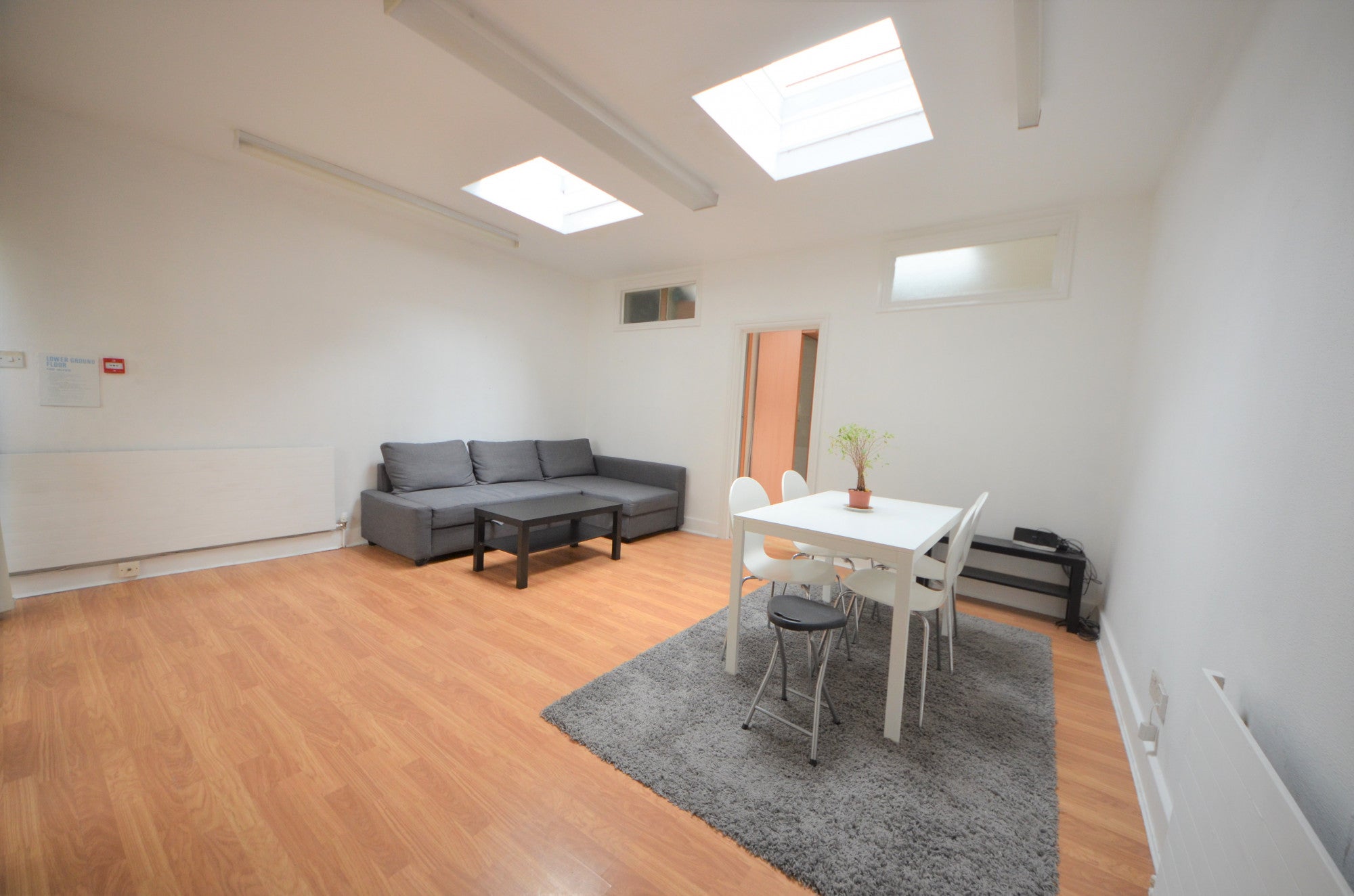 Flat Colebrooke Row in Greater London