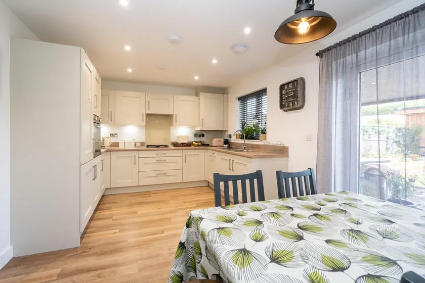 Room Horseshoe Close in Dacorum
