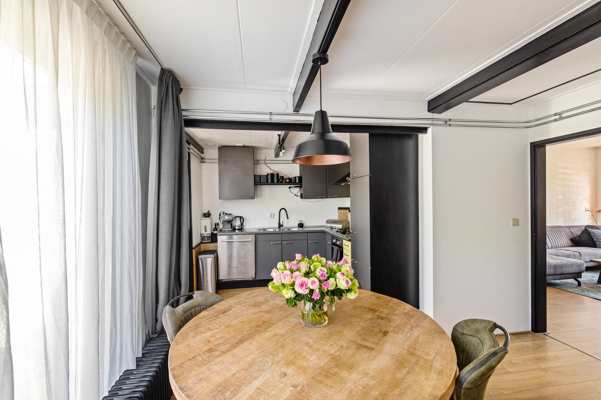Tussenwoning te koop: Willem Dreeslaan 5, Marum
