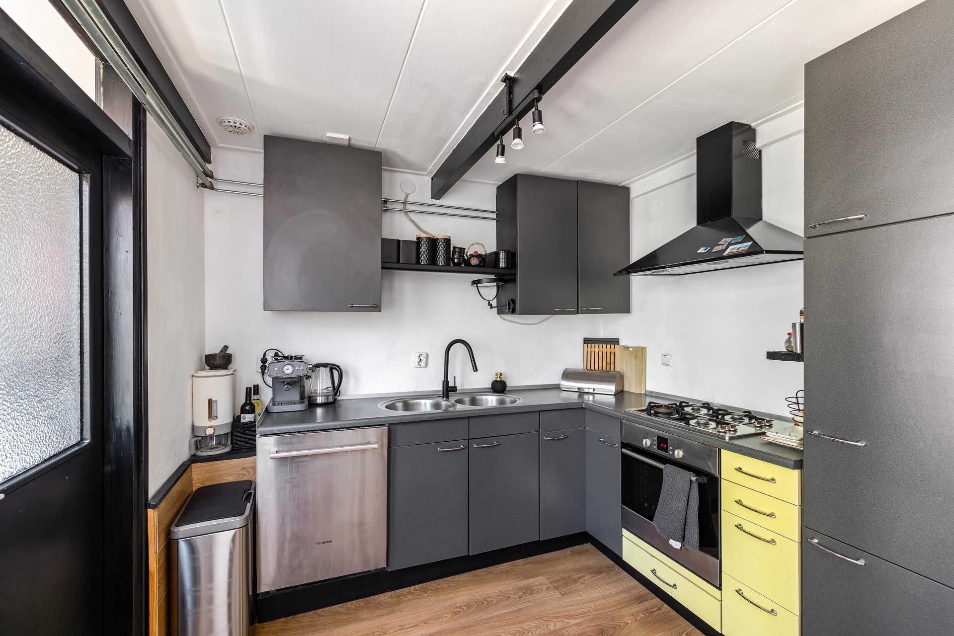 Tussenwoning te koop: Willem Dreeslaan 5, Marum