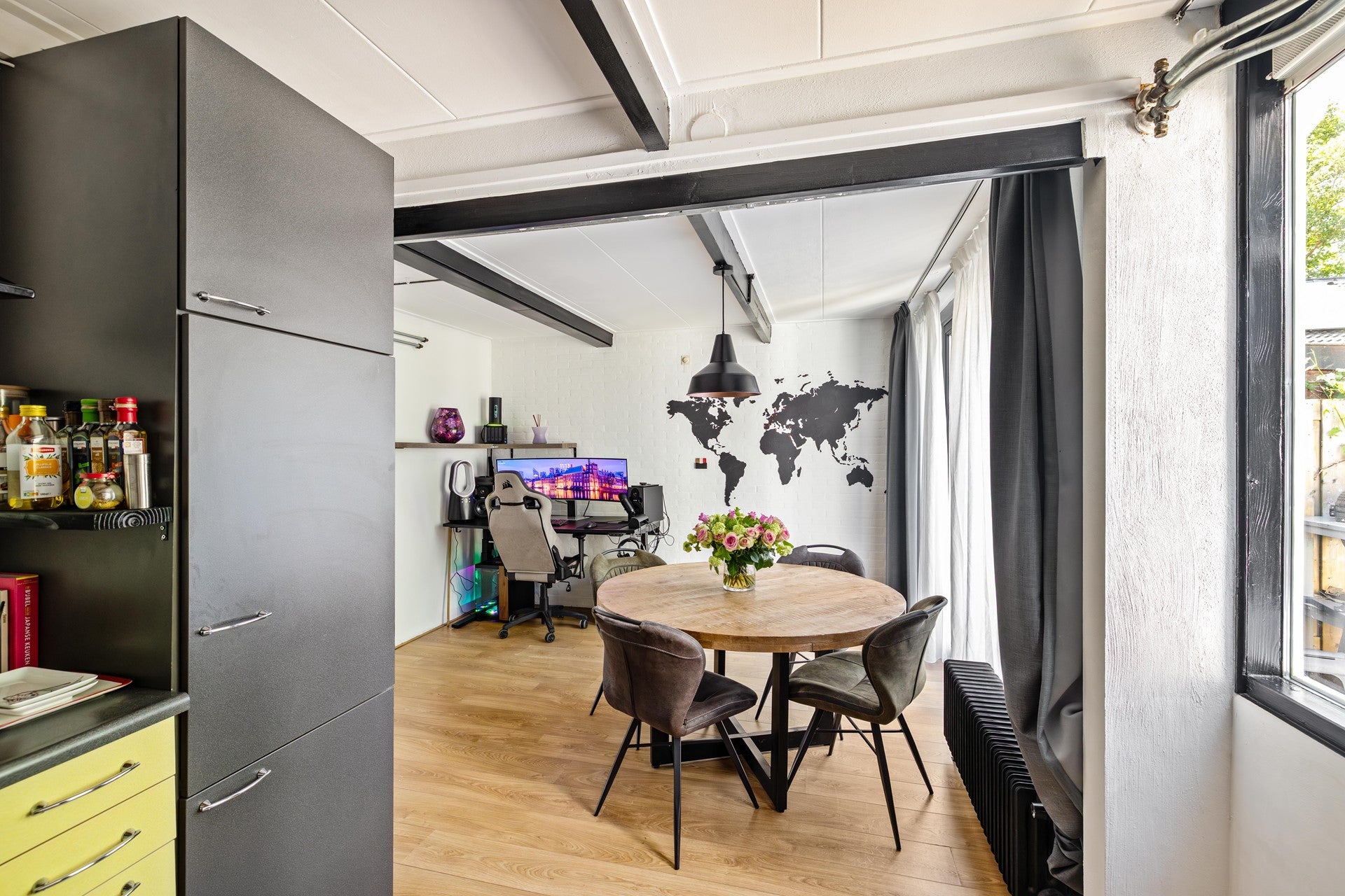 Tussenwoning te koop: Willem Dreeslaan 5, Marum