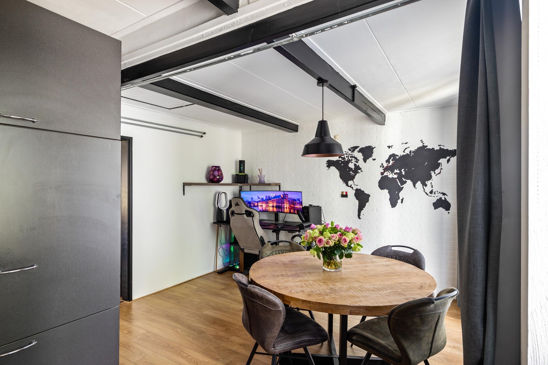 Tussenwoning te koop: Willem Dreeslaan 5, Marum