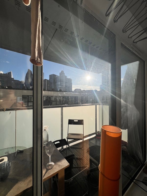 Room Commercial Street in Greater London