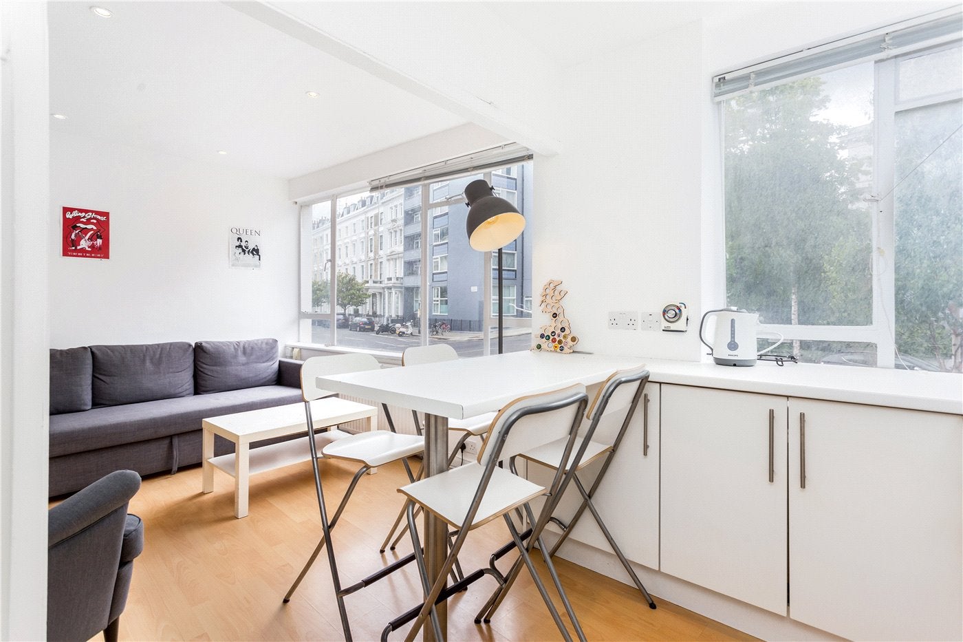 Flat Lansdowne Road in Greater London