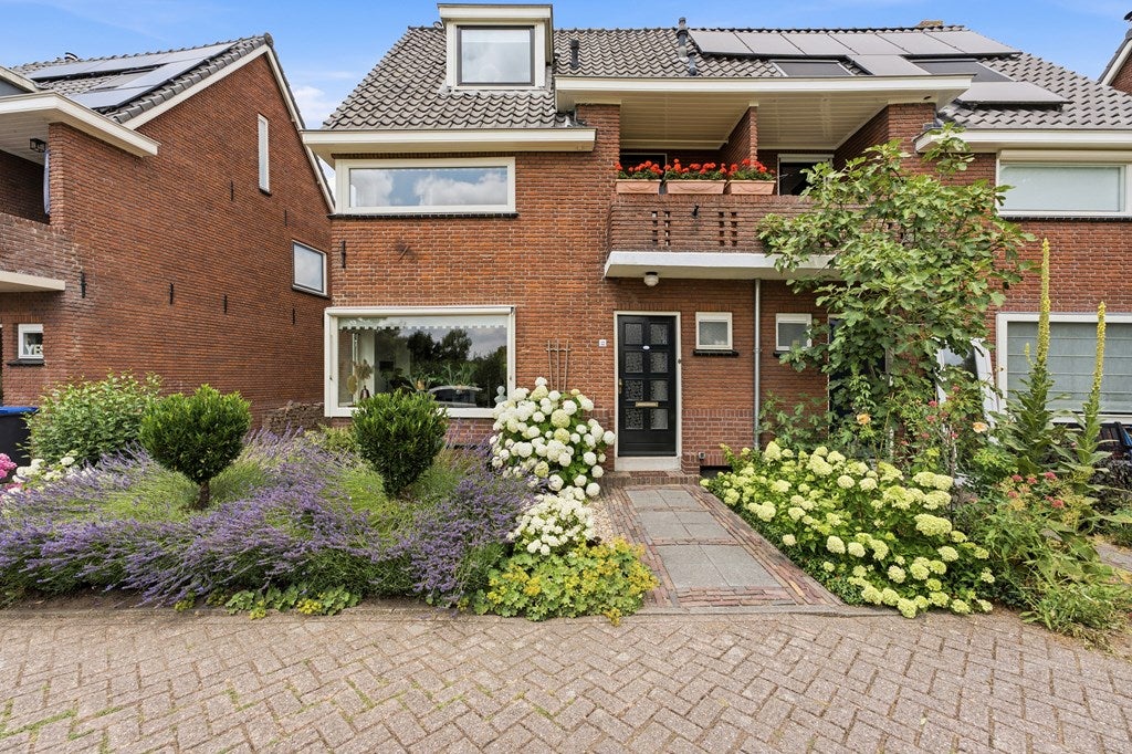 Huis Donkersloot 12 in Alblasserdam
