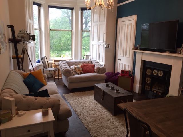 Room Montgomery Street in City of Edinburgh