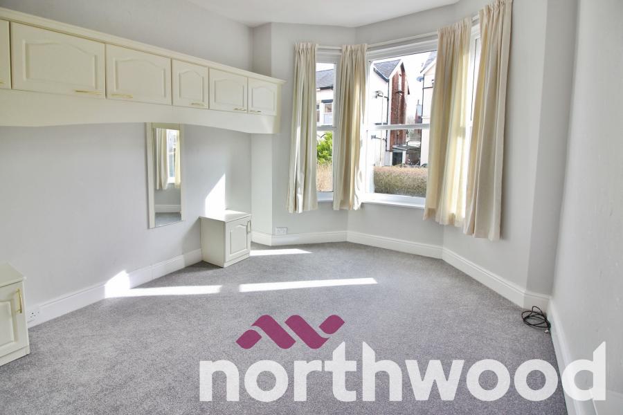 Flat Knowsley Road in Southport