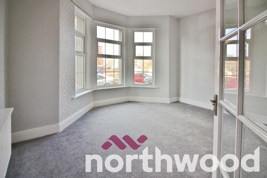 Flat Knowsley Road in Southport
