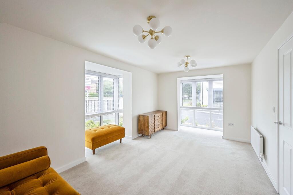 House Sandpiper Drive in Doncaster