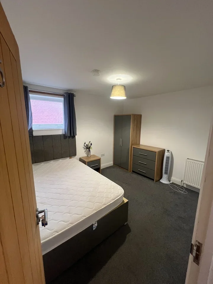 Room Darrell Close in Chelmsford