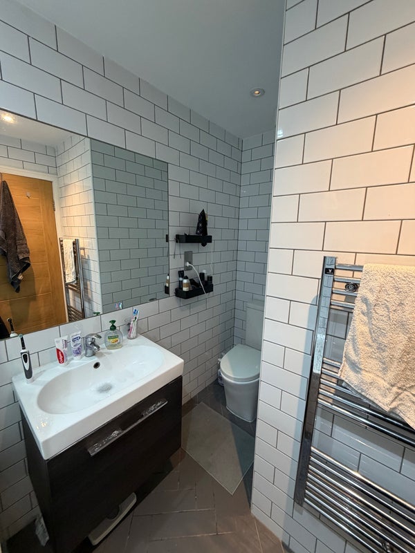 Room Mare Street in Greater London