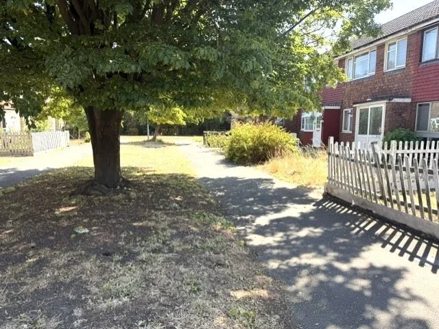 House Cleave Avenue in Greater London
