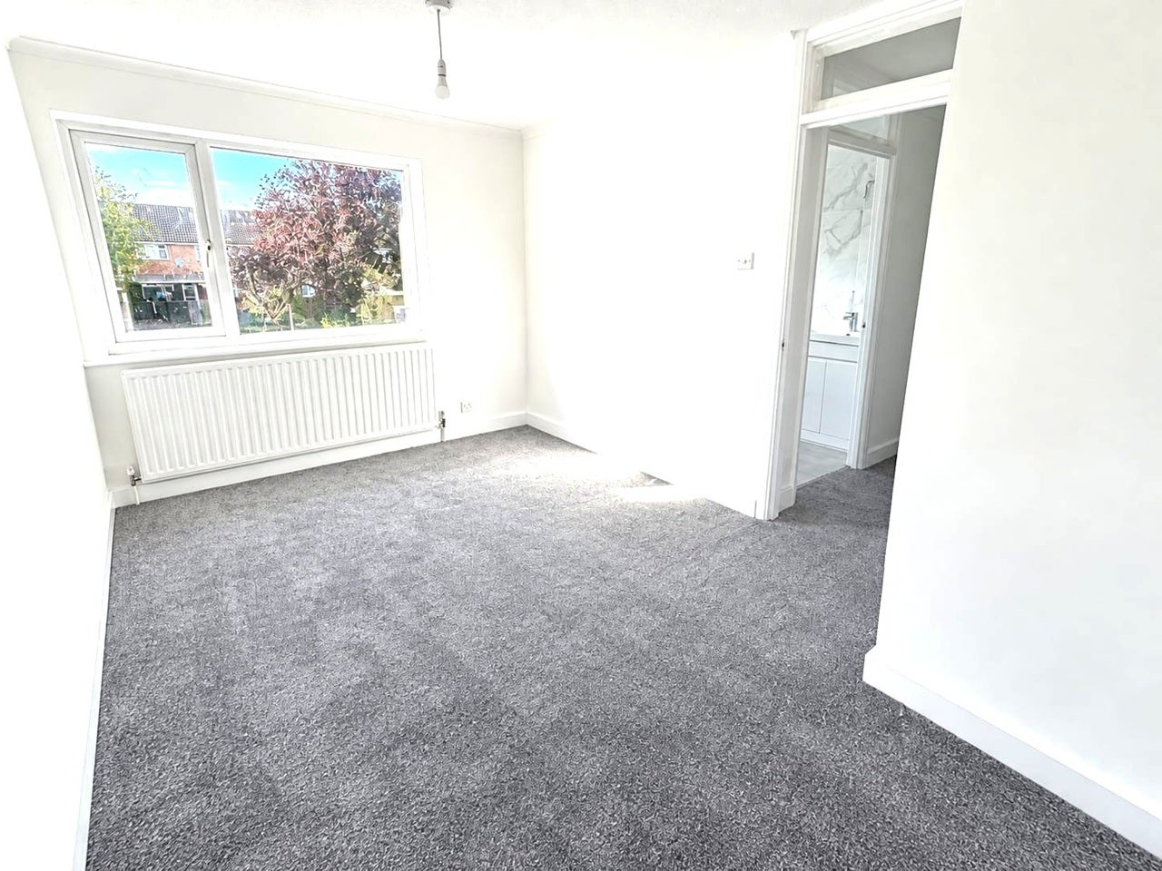 House Cleave Avenue in Greater London