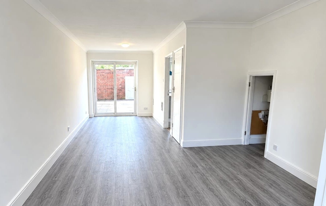 House Cleave Avenue in Greater London