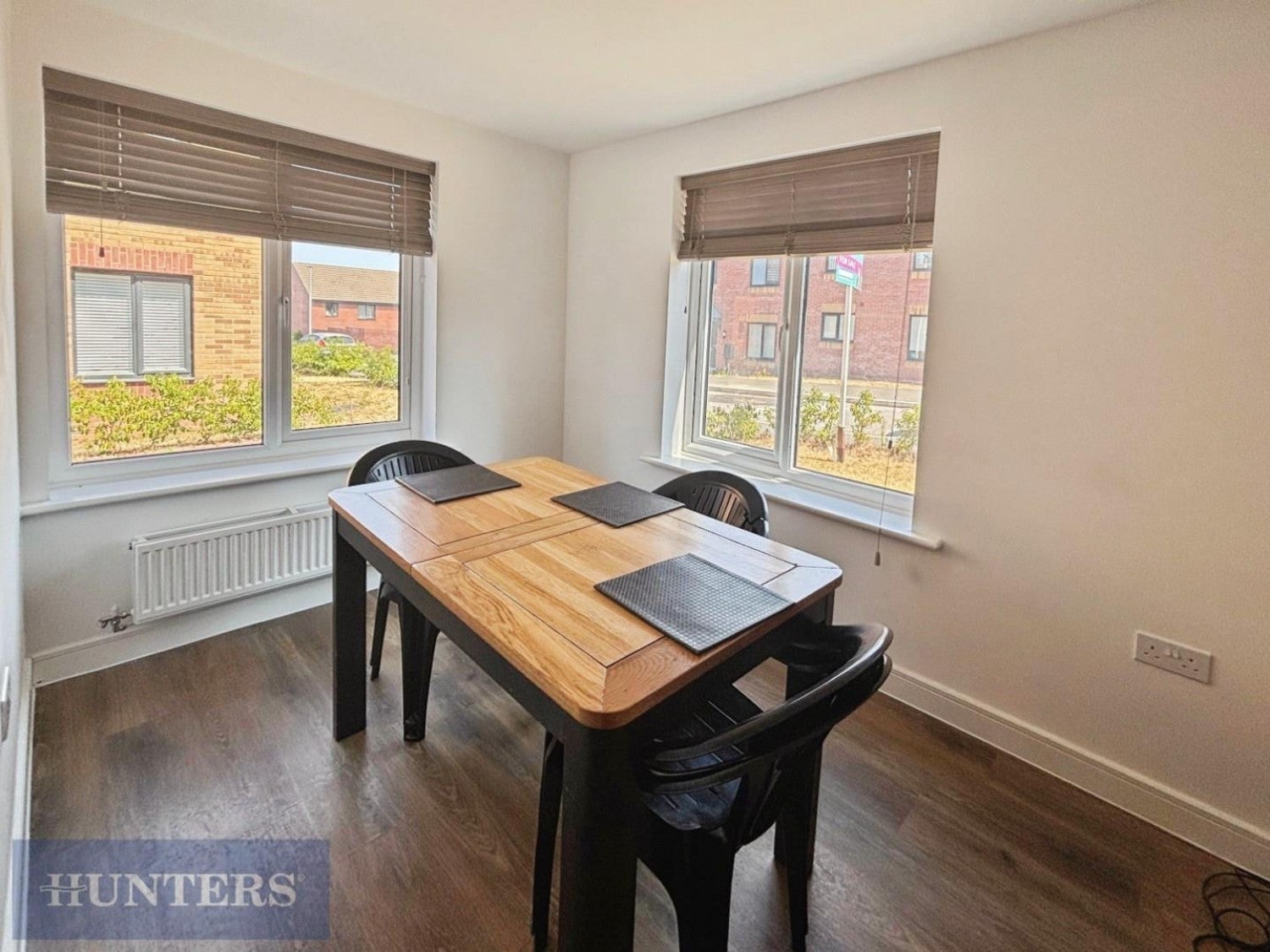 House Vesta Close in Exeter