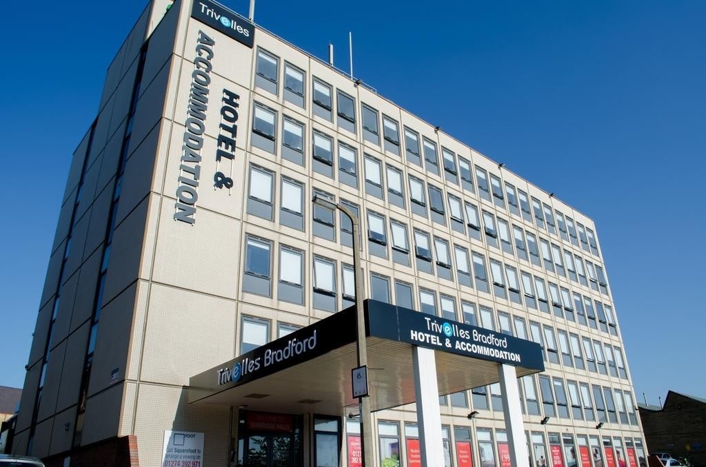 Flat Vaughan Street in Bradford