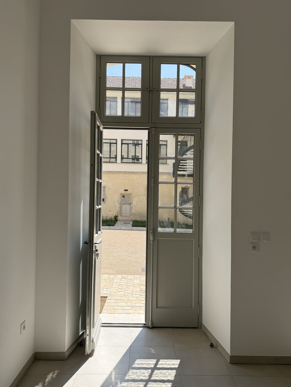 Flat Rue du Collège de l'Arc in Dole