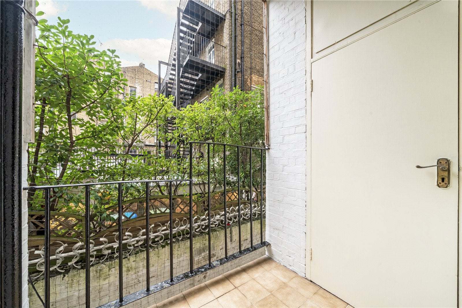 Flat Maida Vale in City of Westminster