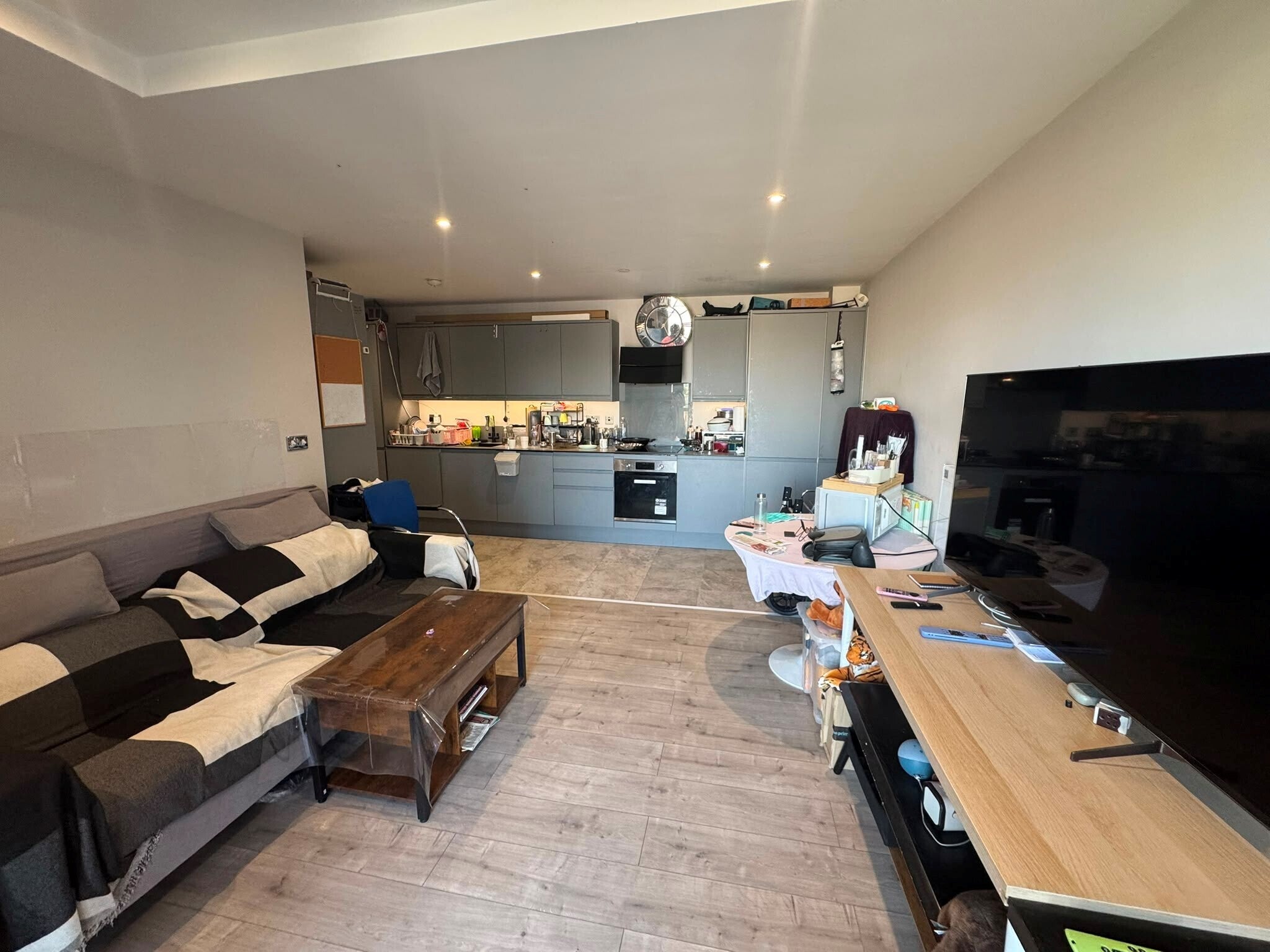 Flat Bowmars Lane in Leicester