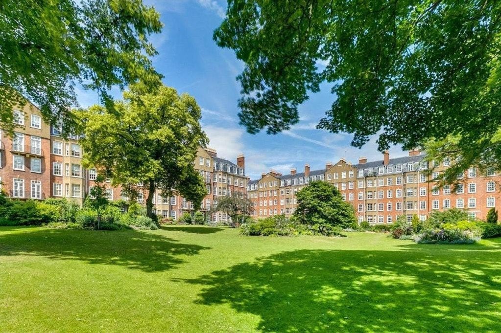 Flat The Little Boltons in Greater London
