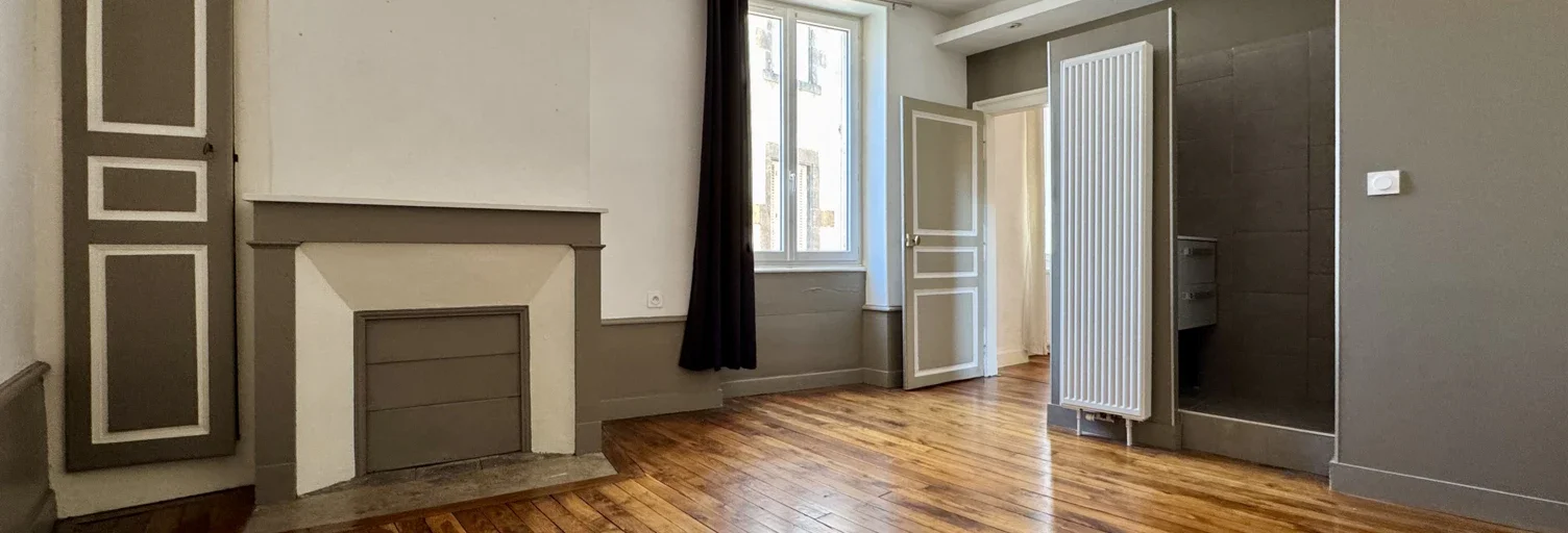 Appartement Place Hippolyte Renoux à Clermont-Ferrand