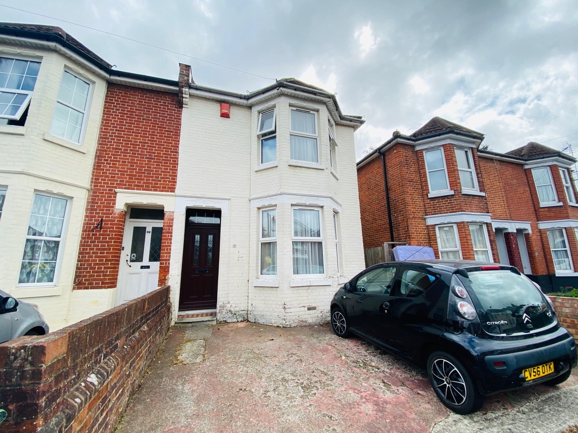 Flat Morris Road in Southampton