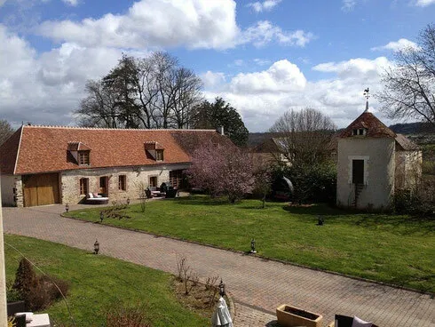 House Route de Montboulon in Saint-Georges-sur-Baulche