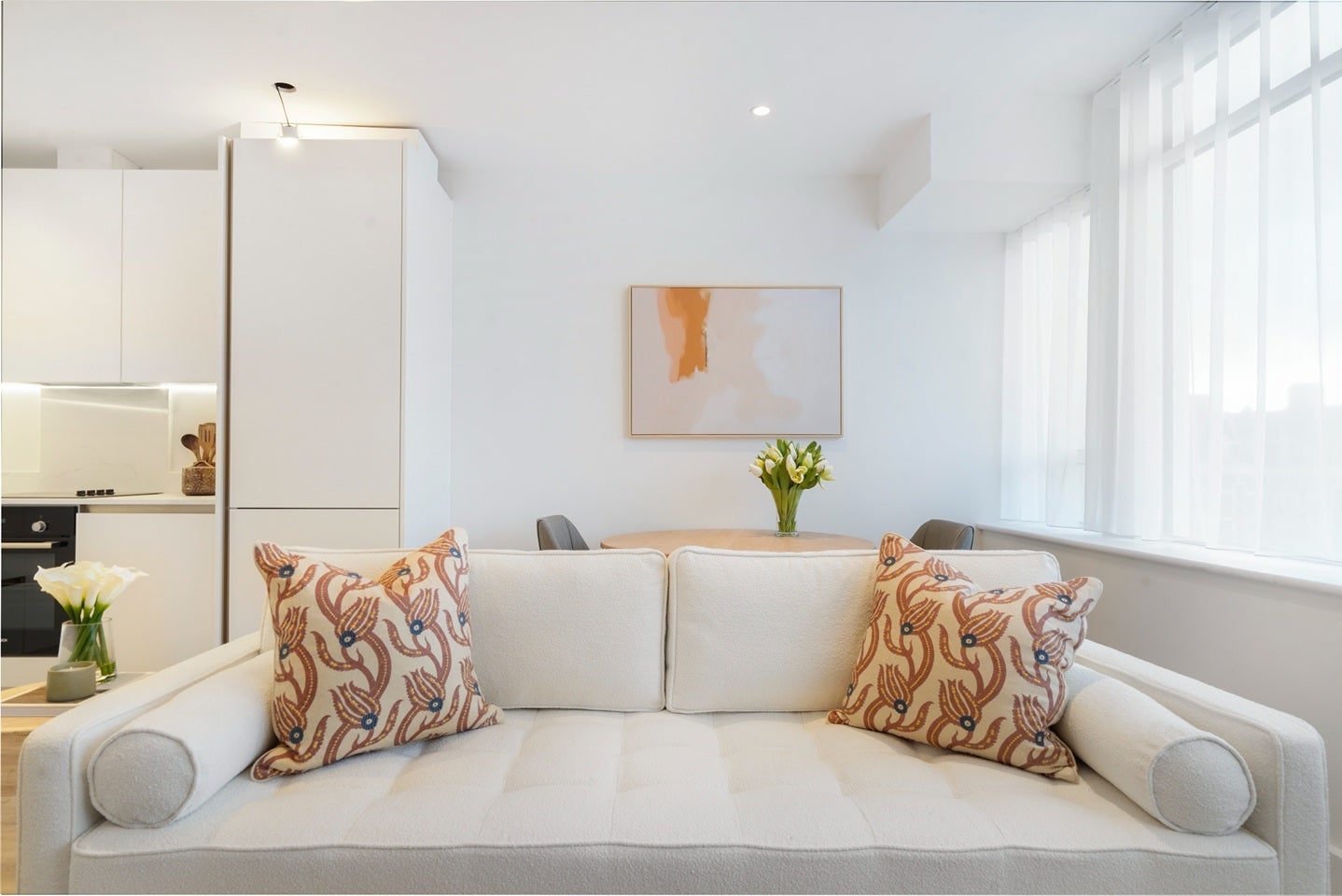 Flat Gracefield Gardens in Greater London
