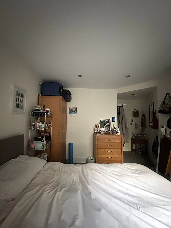 Room Eden Grove in Greater London