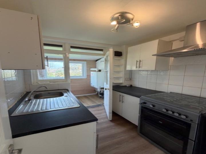 Flat Claybury Road in Greater London