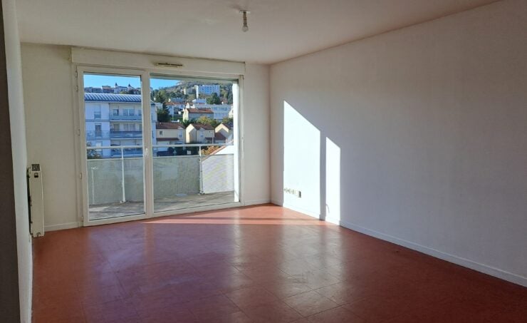 Flat Avenue Salvador Allende in Cournon-d'Auvergne