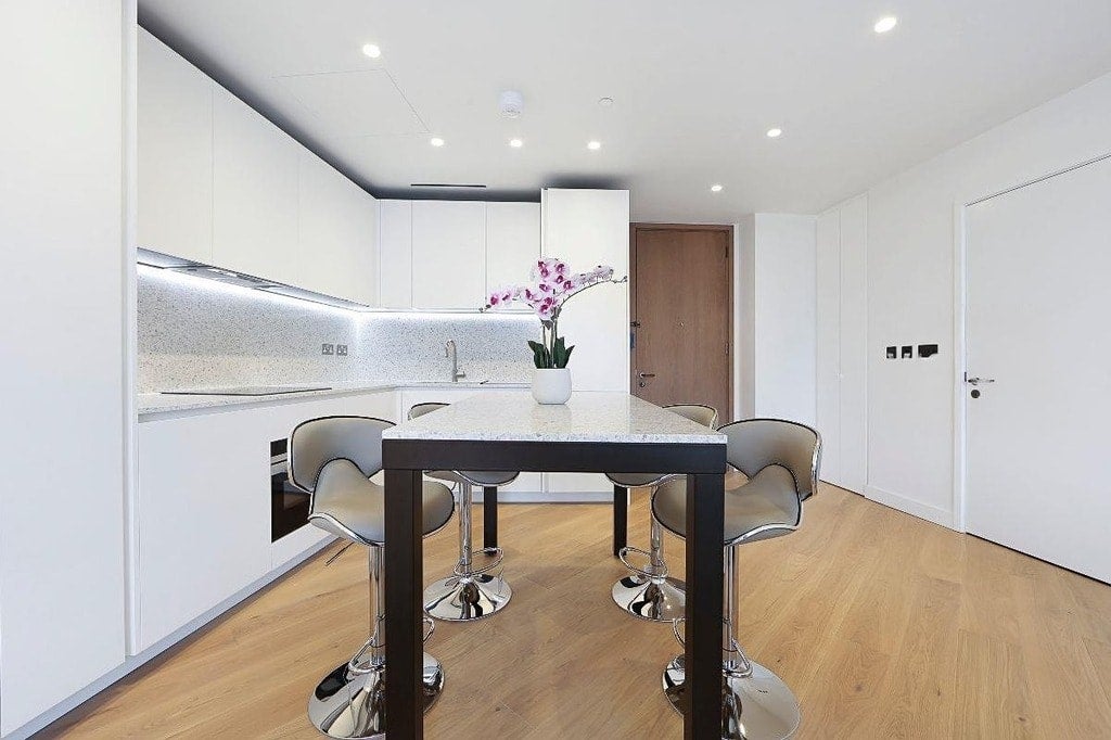 Flat Wood Lane in Greater London