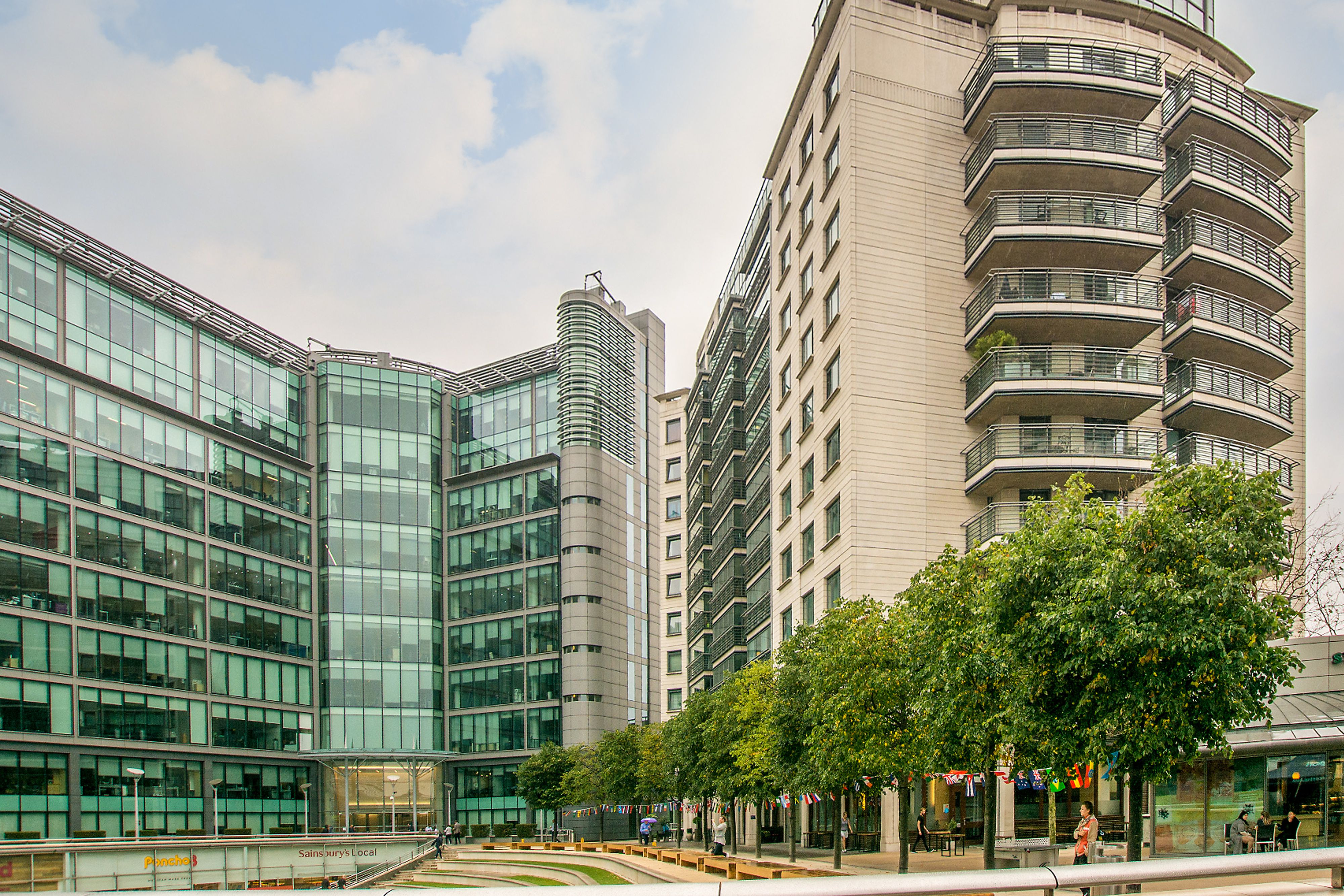 Flat yes in City of Westminster