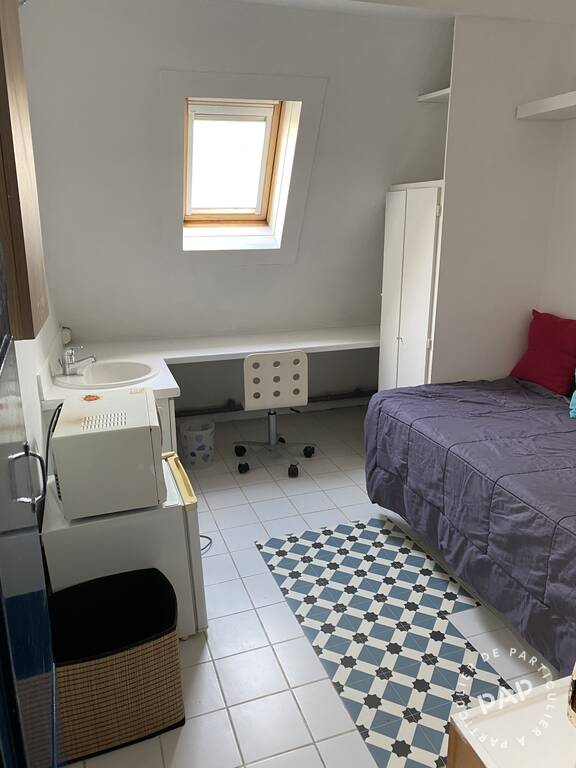 Flat Cour de Rome in Paris