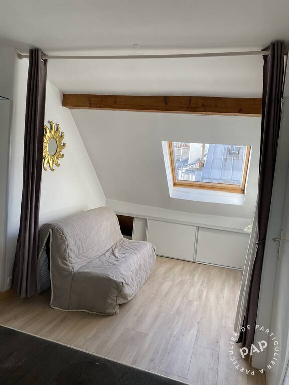 Flat Cour de Rome in Paris