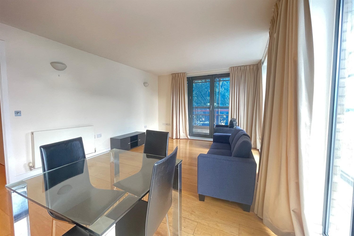 Room Gifford Street in Greater London